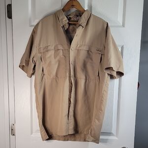 GameGuard ☆ Men's Short-Sleeve Button-Down Shirt - Khaki